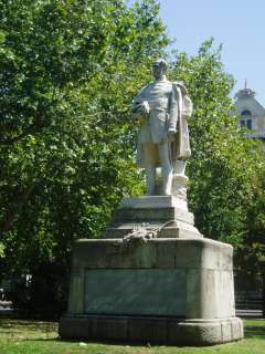 Szeged, Széchenyi tér: Széchenyi István szobra.jpg Szeged, Széchenyi tér: Széchenyi István szobra.jpg